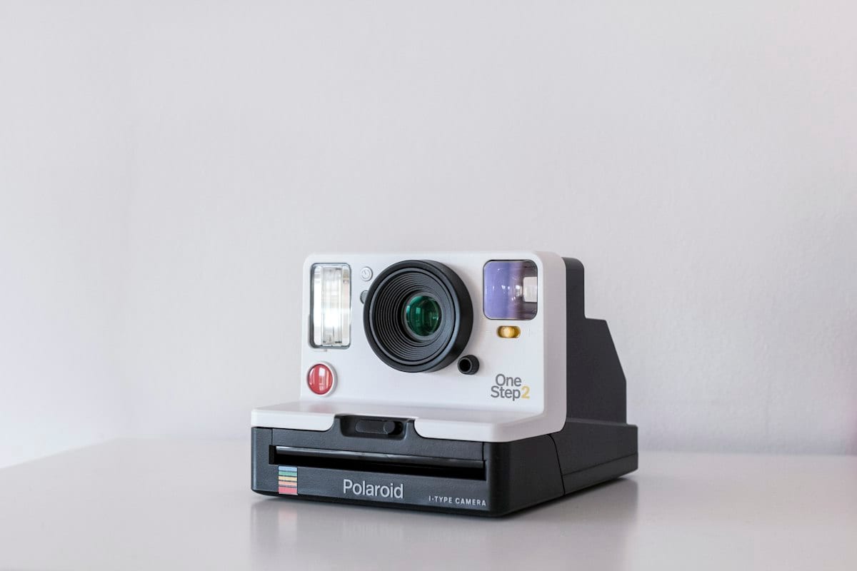 Aparat Polaroid OneStep 2 i-Type — Zdjęcie 1
